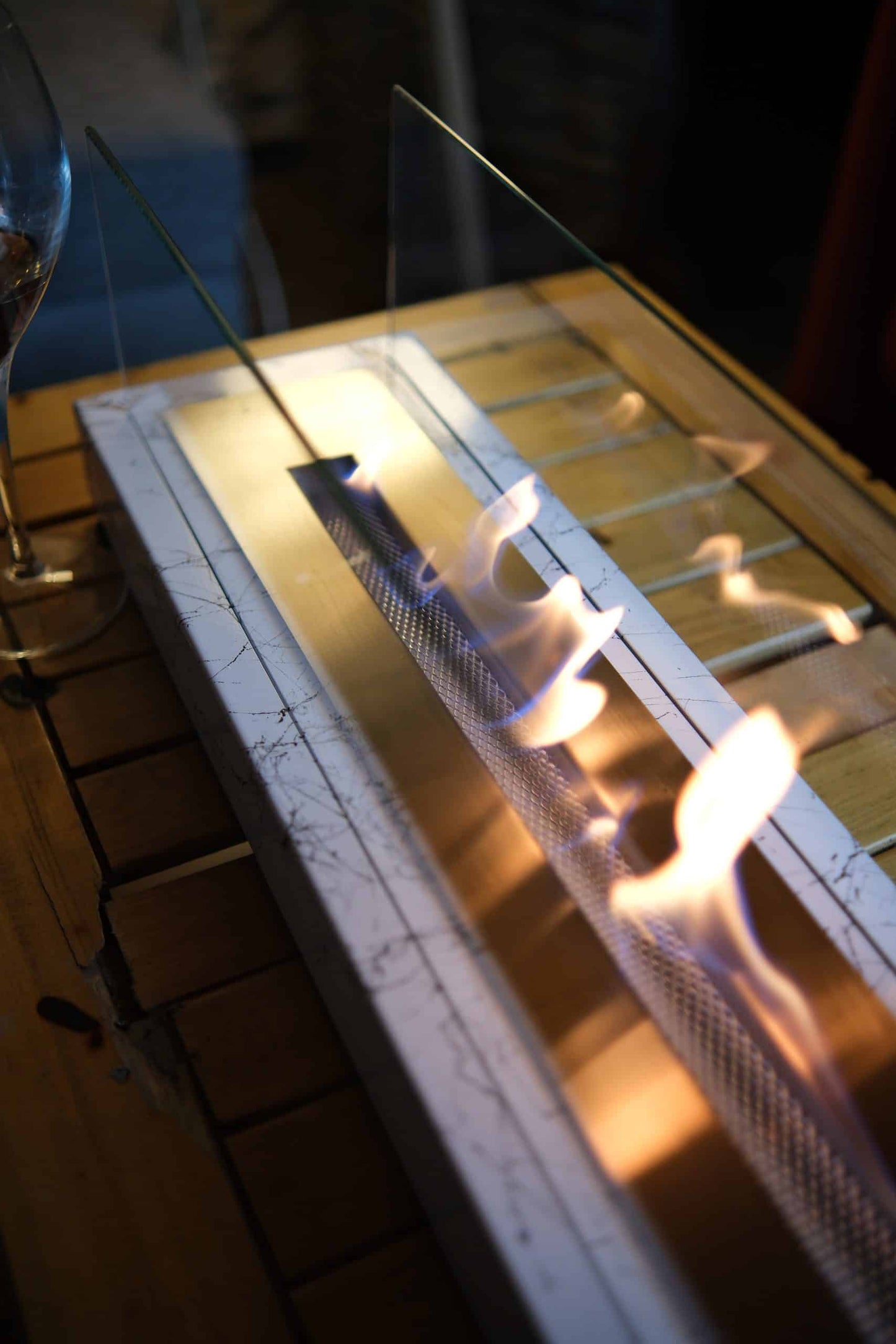 LUMIA Marble Pattern Desktop Fireplace White