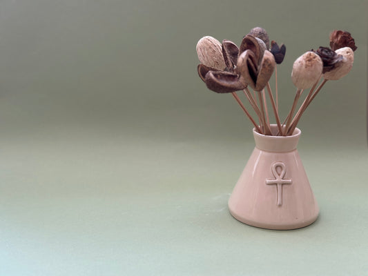 Ankh Sembolü Seramik Vazo | El Yapımı & Spiritüel Dekor