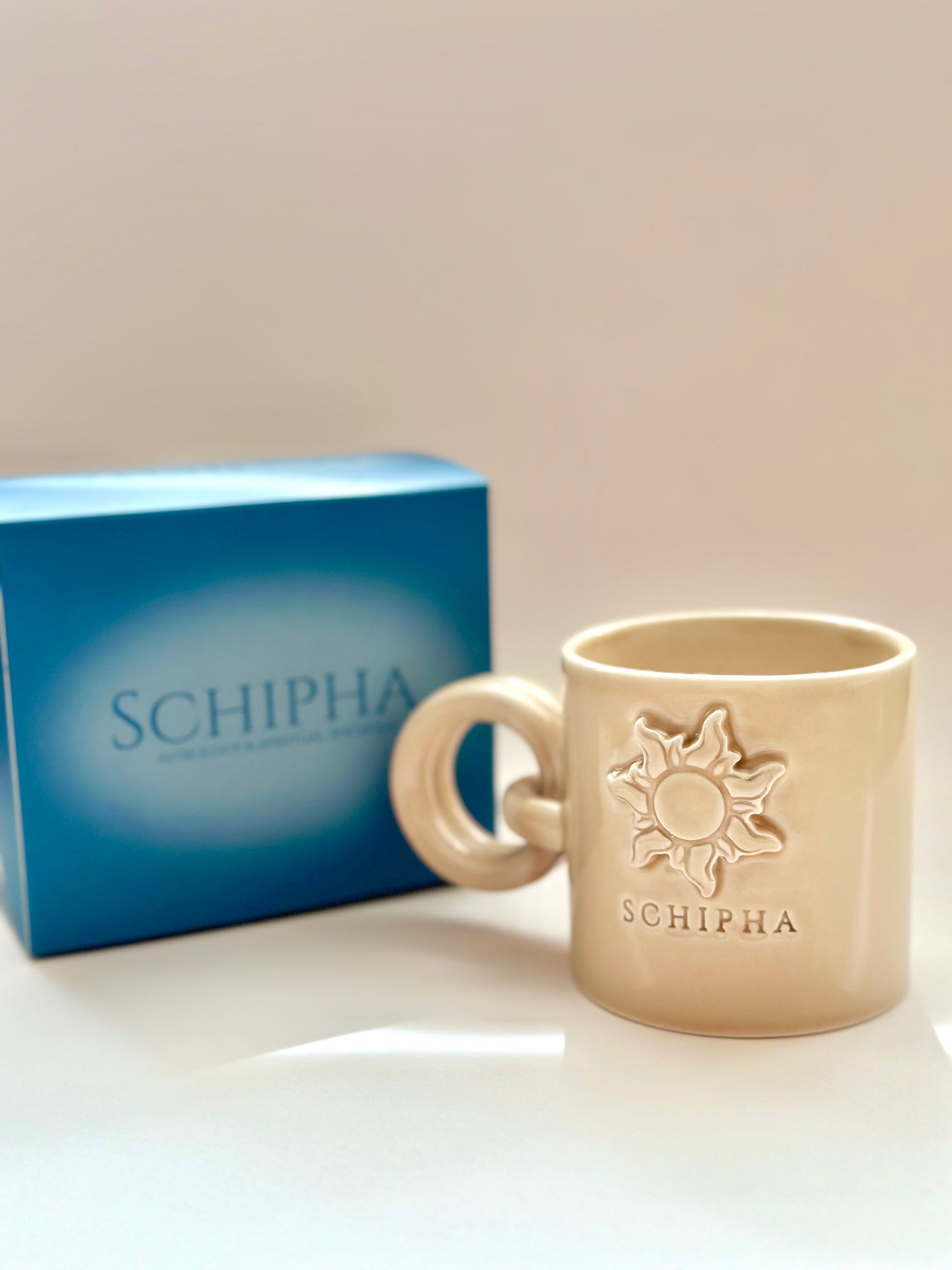 Güneş Sembollü El Yapımı Seramik Kupa