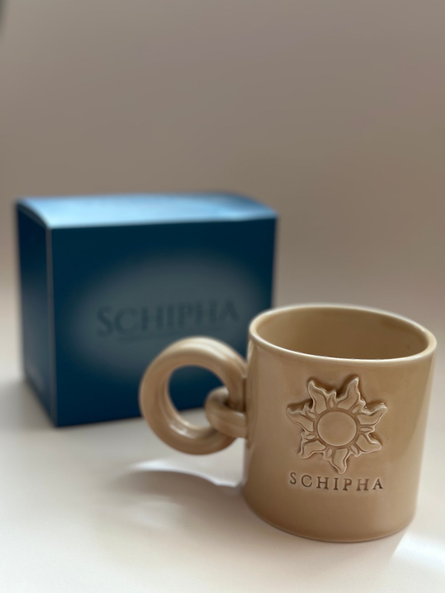 Güneş Sembollü El Yapımı Seramik Kupa