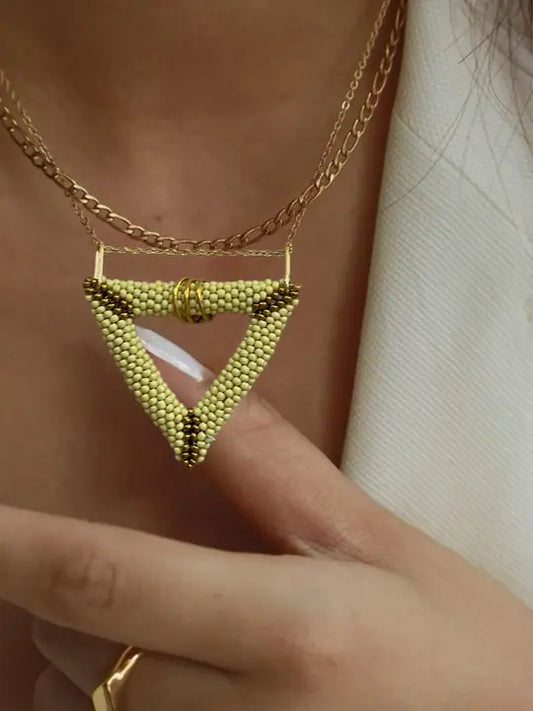 Fusion Özel İşleme Üçgen Kolye